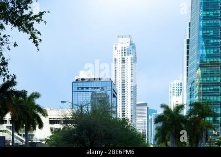 Skyline von Wolkenkratzern an der Brickell Avenue im Stadtzentrum von Miami, Florida, Vereinigte Staaten Stockfoto