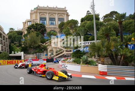 Monaco, Monaco. Mai 2010. Monaco, Monte-Carlo - 15. Mai 2010: Monaco F1 Grand Prix Wochenende mit Porsche Supercup und GP2 Series. Loews Haarnadelbogen. Grand Hotel, Fairmont Monte Carlo. FIA, GP3, F2, F3, Motorsport weltweit nutzen Quelle: dpa/Alamy Live News Stockfoto