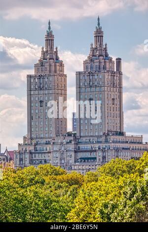 Blick auf das San Remo Gebäude vom Central Park, New York Stockfoto