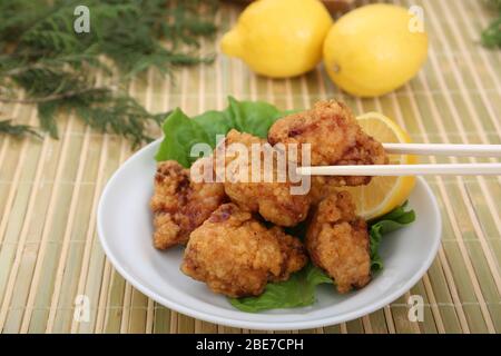 Karaage, Japanisch Fried Chicken Stockfoto