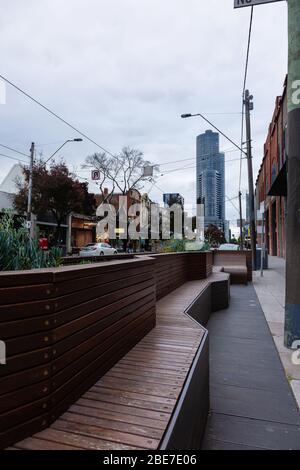 Melbourne, Australien, 12. April 2020. Die beliebteste Einkaufsstraße von Melbourne, Chapel Street, ist während der COVID-19-Krise in Melbourne, Australien, leer. Kredit: Dave Hewison/Alamy Live News Stockfoto