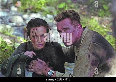 KOLLATERALSCHADEN 2002 Warner Bros Film mit Arnold Schwarzenegger und Francesca Neri Stockfoto