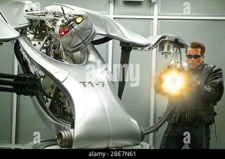 TERMINATOR 3: RISE OF THE MACHINES (aka T3) 2003 Columbia/TriStar Pictures Film mit Arnold Schwarzenegger. Stockfoto