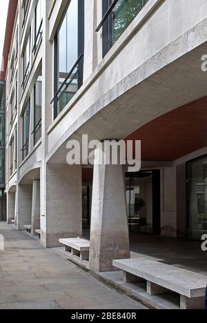 Portland Stone Bank of America Merrill Lynch Financial Center, 2 King Edward Street, London EC1A von Swanke Hayden Connell Architects David Walker Stockfoto