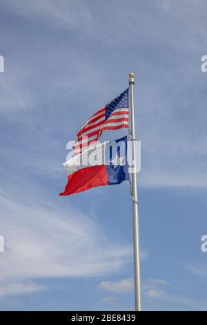bandera behauptet, die Cowboy-Hauptstadt von texas in der Hügellandschaft von texas zu sein Stockfoto