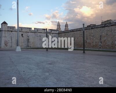 Verteidigungsmauern von San Francisco de Campeche Stadt in Mexiko Stockfoto