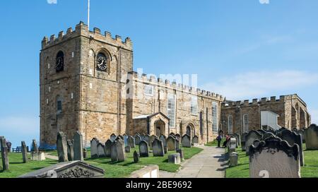 St. Mary's Church in Whitby an einem sonnigen Frühlingsnachmittag Stockfoto