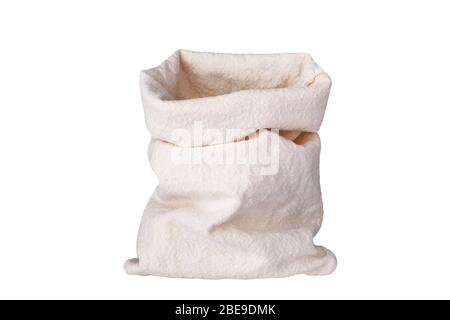 Burlap Sack auf weißem Hintergrund isoliert Nahaufnahme, raue rustikale volle Leinenpackung, leere beigefarbene Leinenbeutel, eine offene Tasche Textil sackful, Geldbeutel Stockfoto