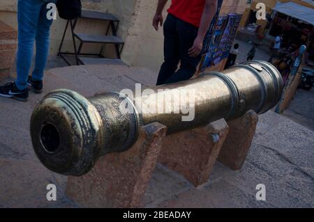 Alte Bronze Cannon auf Jaisalmer Fort, Rajasthan, Indien. Stockfoto