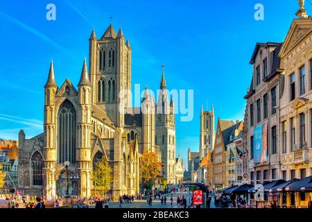 St. Nikolaus Kirche und St. Bavo Kathedrale, Gent, Flandern, Belgien Stockfoto