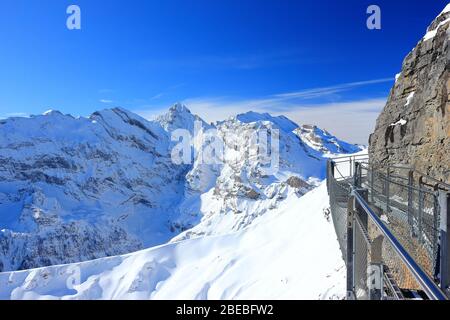 Birg, 2684 m, an der Ostflanke des Schilthorns. Berner Alpen der Schweiz, Europa. Stockfoto