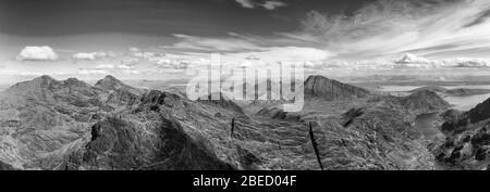 Blick von Sgurr a Mhadaidh und Sgurr na Ghradaidh, die Cuillin, Skye Stockfoto