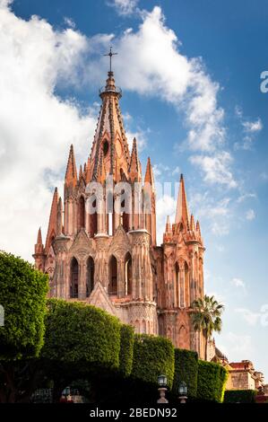 Die Parroquia de San Miguel Arcangel in San Miguel de Allende, Mexiko. Stockfoto