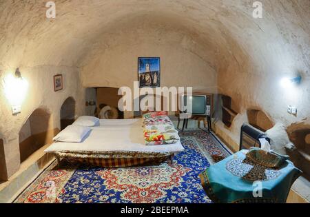 Zimmer in Nartitee Ecolodge, altes traditionelles Haus mit Zimmern für Touristen, Taft, Yazd Provinz, Iran, Persien, Naher Osten Stockfoto