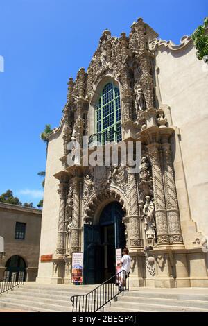 San Diego, 20. AUG 2009 - Außenansicht des San Diego Museum of man Stockfoto
