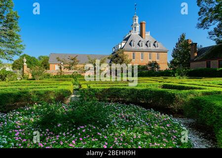 Gärten des Gouverneurspalastes in Colonial Williamsburg. Stockfoto