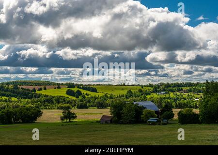 Algonquin Highlands County Cottage Land Vistas Wasserfälle und Flora Fauna Ontario, Kanada Stockfoto