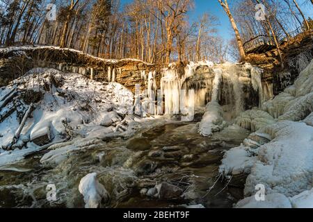 Smokey Hollow Waterfalls Conservation Area Waterdown Ontario Canada im Winter Stockfoto