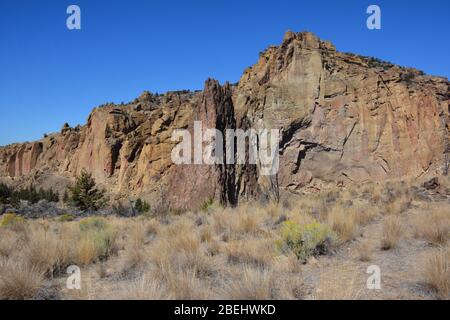 Spektakuläre Landschaften im Smith Rock State Park, Oregon, USA. Stockfoto