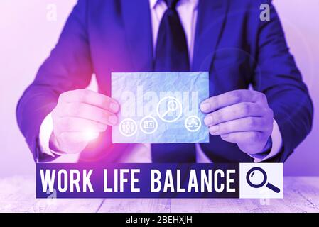 Text Zeichen zeigen, Work Life Balance. Business Foto text Aufteilung der Zeit zwischen Beruf oder Familie und Freizeit Stockfoto
