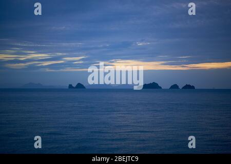 Sonnenuntergang über dem Golf von Thailand Stockfoto