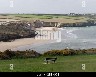 Crantock Strand fast verlassen während Covid 19 Krise. Quelle: Robert Taylor/Alamy Live Stockfoto