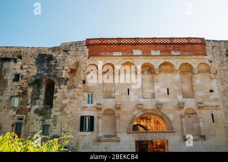 Der Diokletianspalast Golden Gate in Split, Kroatien Stockfoto