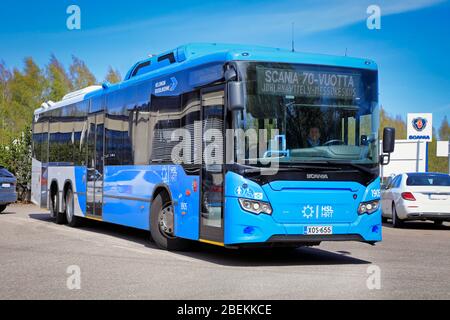 Scania Stadtbus LE HSL mit komprimiertem Erdgas (CNG) bei Scania Suomi 70 Jahre Jubiläums-Event. Helsinki, Finnland. Mai 2019. Stockfoto