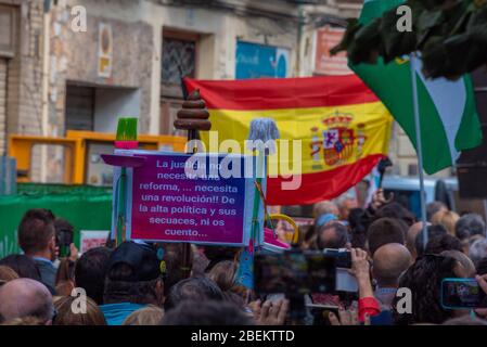 20. Oktober 2019 - Granada, Spanien. Ein Protest gegen das korrupte spanische Gesundheitssystem. Stockfoto