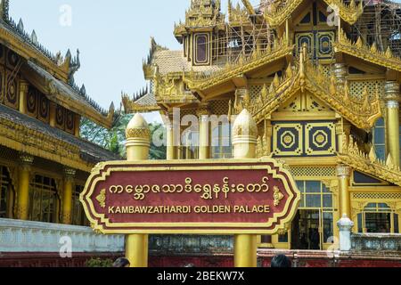 Goldener Palast von Kanbawzathadi in Bago, Myanmar, Asien Stockfoto