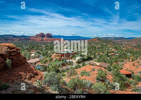 Wandern in Sedona Arizona mit der Familie Stockfoto