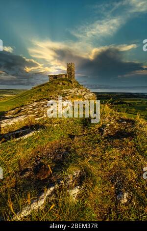 Brentor Church in Dartmoor, Großbritannien. St. Michael de Rupe. Stockfoto