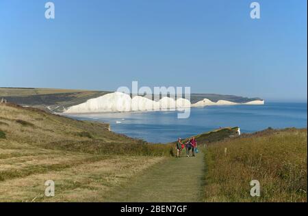 Die berühmten Seven Sisters Cliffs in Sussex vom Seaford Head Nature Reserve aus gesehen, East Sussex, Großbritannien Stockfoto