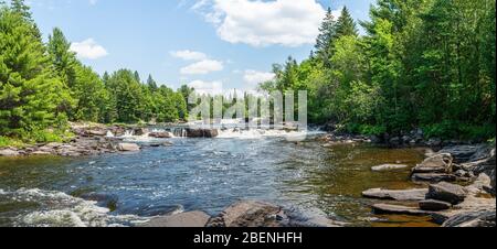 Three Brothers Wasserfälle Naturschutzgebiet Haliburton County Kinmount Ontario Kanada Im Sommer Stockfoto