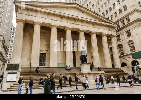 New York City, USA - 10. März 2020: Federal Hall National Memorial an der Wall Street in New York City, USA Stockfoto