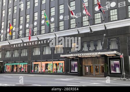 Bloomingdales in der 59. Straße geschlossen während der Coronavirus-Pandemie, New York City. Stockfoto