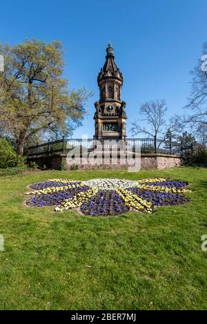 14. April 2020, Sachsen-Anhalt, Magdeburg: Blick auf das Kriegsdenkmal in der Hegelstraße. Sie wurde 1877 in Erinnerung an die Gefallenen des Deutschen Krieges und des Französischen Krieges errichtet. Foto: Stephan Schulz/dpa-Zentralbild/ZB Stockfoto