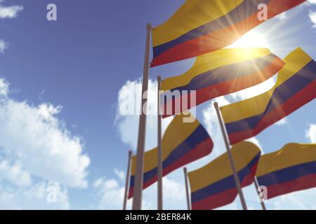 Kolumbiens Fahnen winken im Wind gegen einen blauen Himmel. 3D-Rendering Stockfoto