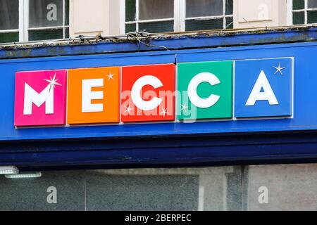 Logo-Schild für MEKKA Bingo und Spielhalle, Ayr, Großbritannien Stockfoto