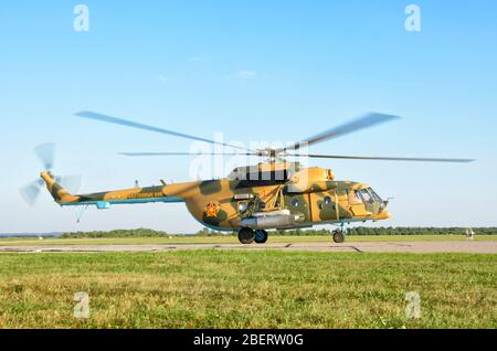 Kazakhstan Air Force Mi-17 auf dem Dyagilevo Air Base, Russland. Stockfoto