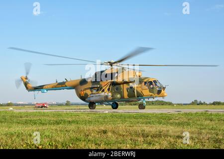 Kazakhstan Air Force Mi-17 auf dem Dyagilevo Air Base, Russland. Stockfoto