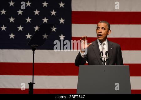 MIAMI BEACH, FL - 26. JUNI: US-Präsident Barack Obama spricht während einer Spendenaktion von Marc Anthony am 16. Juni 2012 im Fillmore Miami Beach Stockfoto