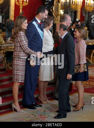 Prinzessin Letizia von Spanien, Prinz Felipe von Spanien, Königin Sofia von Spanien, Juan carlos I. König von Spanien, Generalsekretär der Sozialistischen Partei (PS Stockfoto