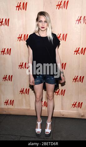 NEW YORK, NY - 19. JUNI: Katie Gallagher im H&M Summer Camp Kickoff Party Café de la Esquina am 19. Juni 2014 in Brooklyn, New York .HP/St. Stockfoto