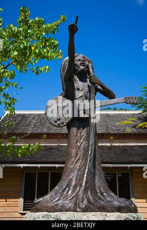 Bob Marley Statue von Christopher Gonzales, Island Village Entertainment Complex, Ocho Rios, St. Ann's Parish, Jamaika, Karibik Stockfoto