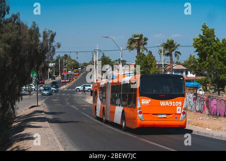 SANTIAGO, CHILE - NOVEMBER 2019: Transantiago Bus in Maipú Stockfoto