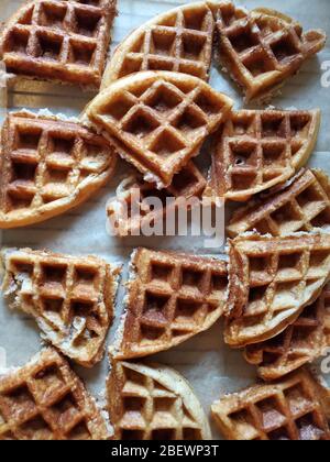 Frühstück Waffeln frisch zubereitet Stockfoto