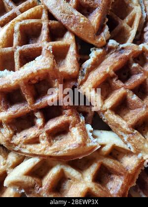 Frühstück Waffeln frisch zubereitet Stockfoto