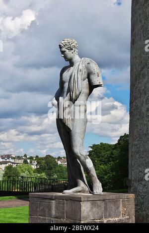 Kilkenny / Irland - 02 Aug 2013: Die Statue in Kilkenny Castle, der alten Festung, Irland Stockfoto