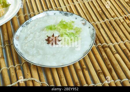 Congee Art von Reis Brei oder Grütze. Nahrung der Tamilen des alten Indien Stockfoto